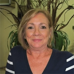 A headshot photo of front desk worker Diane from Smiles of Atlanta
